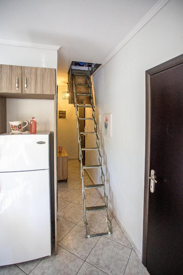 Holiday House Ioanna 2 - Loft เนอาเปรามอส ภายนอก รูปภาพ
