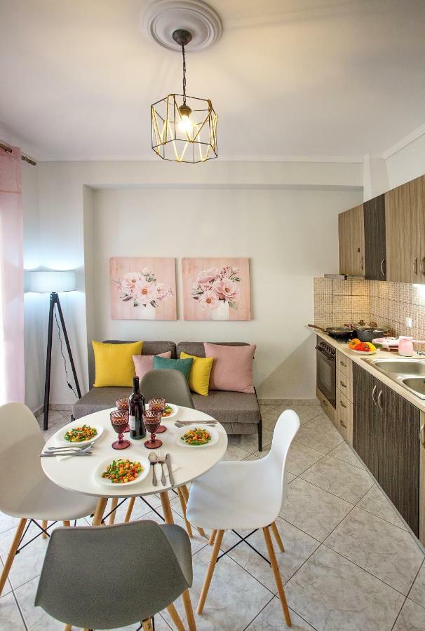 Holiday House Ioanna 2 - Loft เนอาเปรามอส ภายนอก รูปภาพ