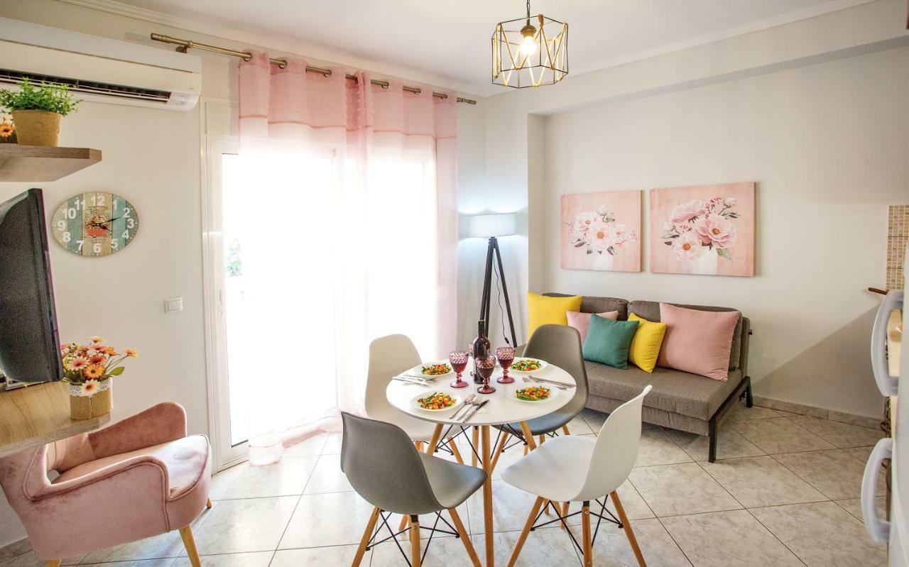 Holiday House Ioanna 2 - Loft เนอาเปรามอส ภายนอก รูปภาพ